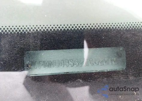 2002 Ford Excursion Limited z USA, uszkodzony, nr VIN 1FMNU43S32EC62272